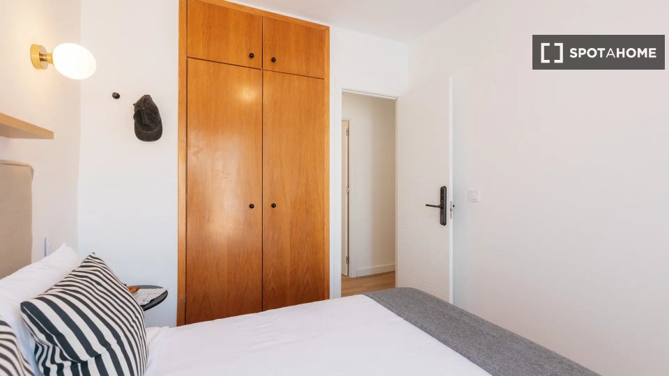 Double room Valencia, 5 beds — photo 11