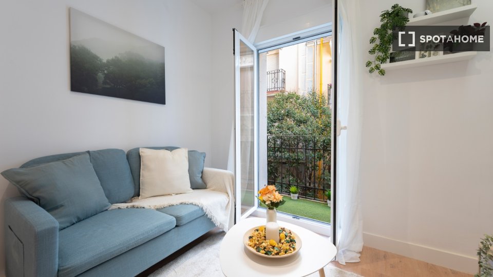 Apartment Madrid, 2 beds, 47m² — photo 12