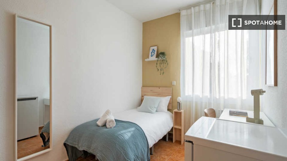 Chambre double Madrid, 34 chambres — photo 17