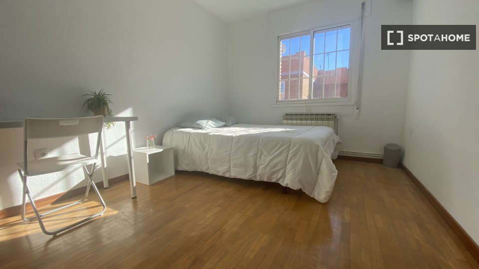 Double room Madrid, 4 beds, 70m² — photo 22