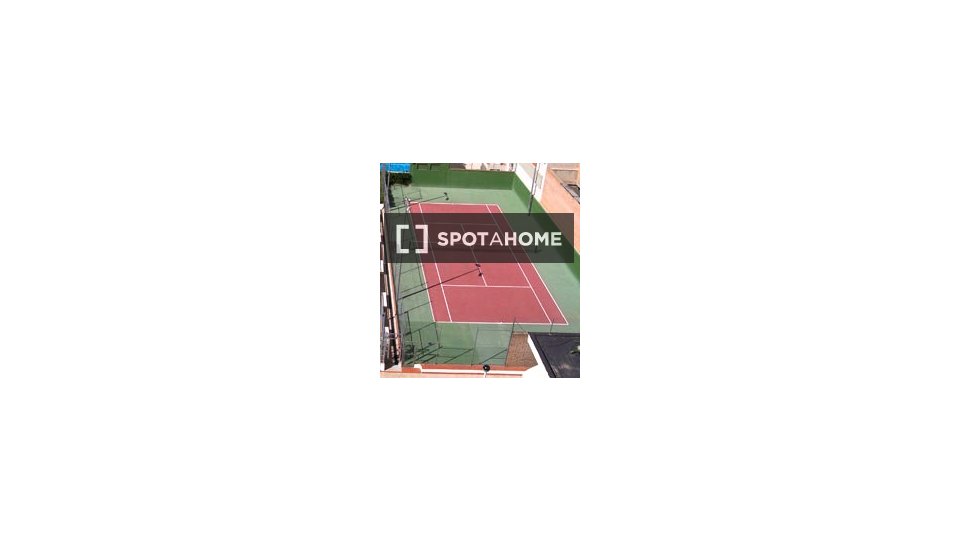 Double room Valencia, 4 beds, 120m² — photo 15