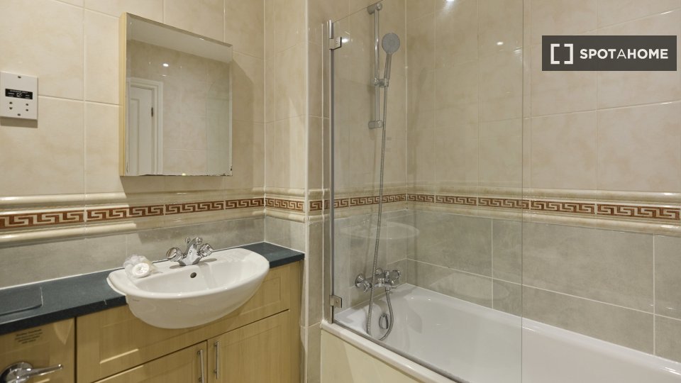 Apartment London, 3 beds, 255m² — photo 2