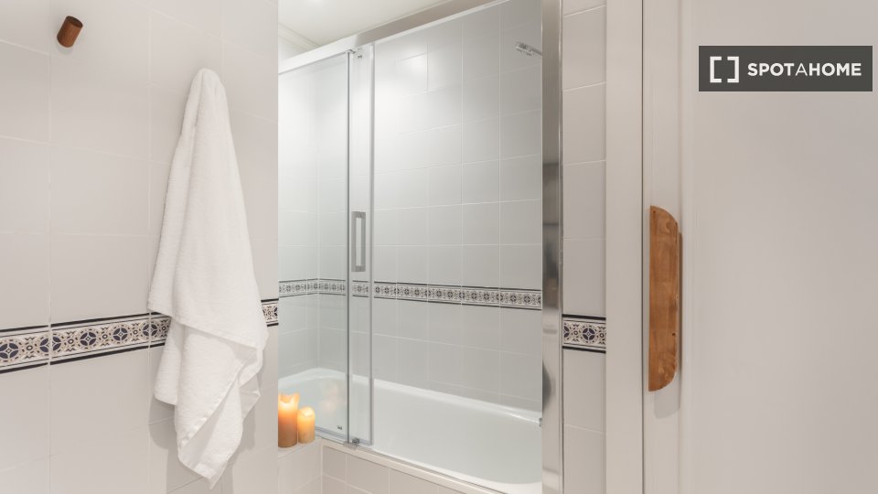Apartment Madrid, 1 bed, 70m² — photo 17