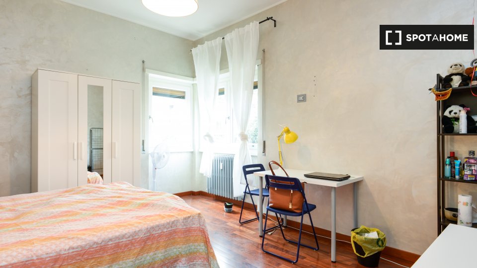 Camera doppia Roma, 4 camere — foto 2