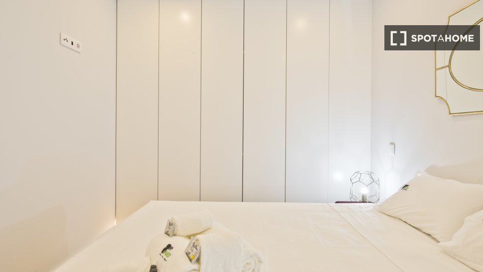 Apartment mono Lisbon, 34m² — photo 2