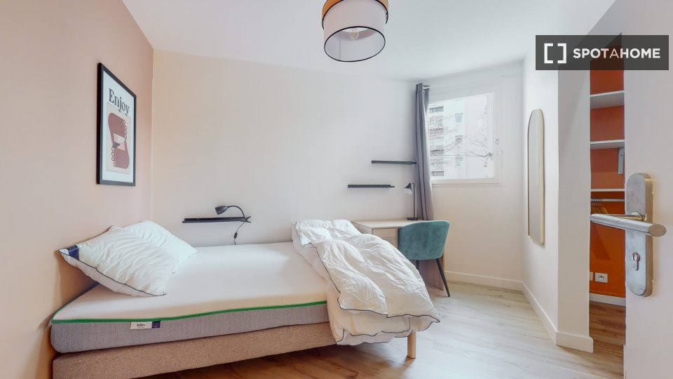 Double room Paris, 8 beds — photo 8