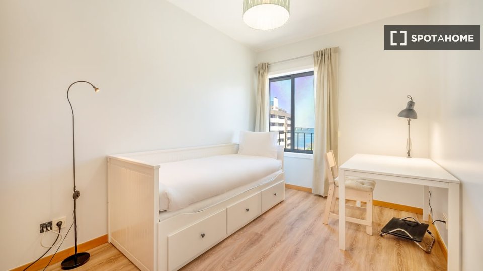 Apartment Lisbon, 3 beds — photo 3