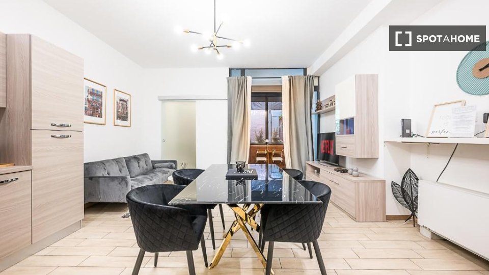 Apartment Milan, 1 bed — photo 5