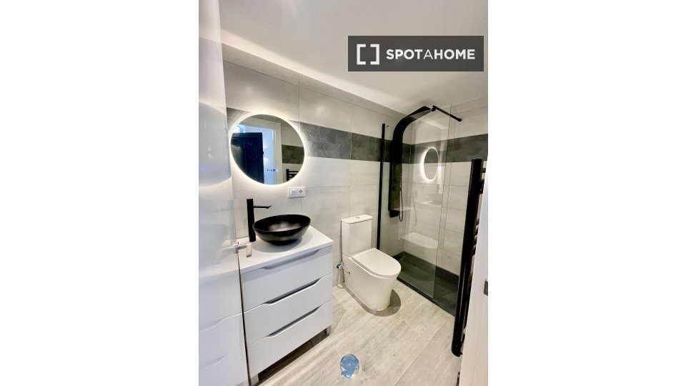 Apartment mono Madrid, 48m² — photo 3