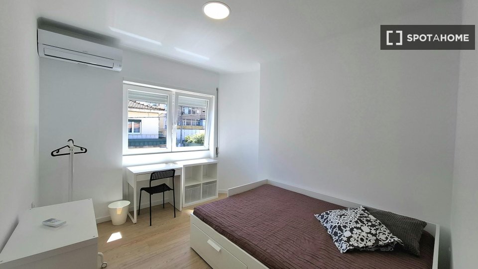 Double room Porto, 4 beds — photo 16