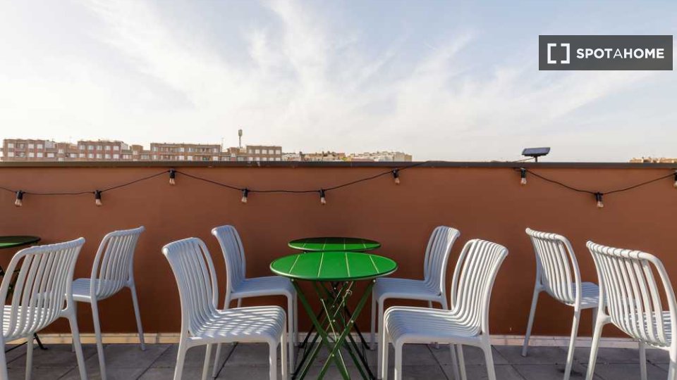 Double room Paris, 12 beds, 220m² — photo 10