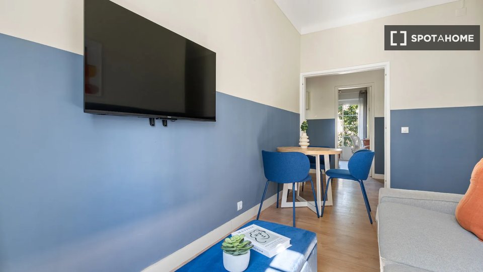 Double room Lisbon, 5 beds — photo 9