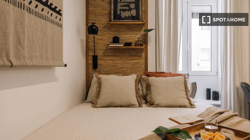 Apartment Lisbon, 1 bed — photo 10