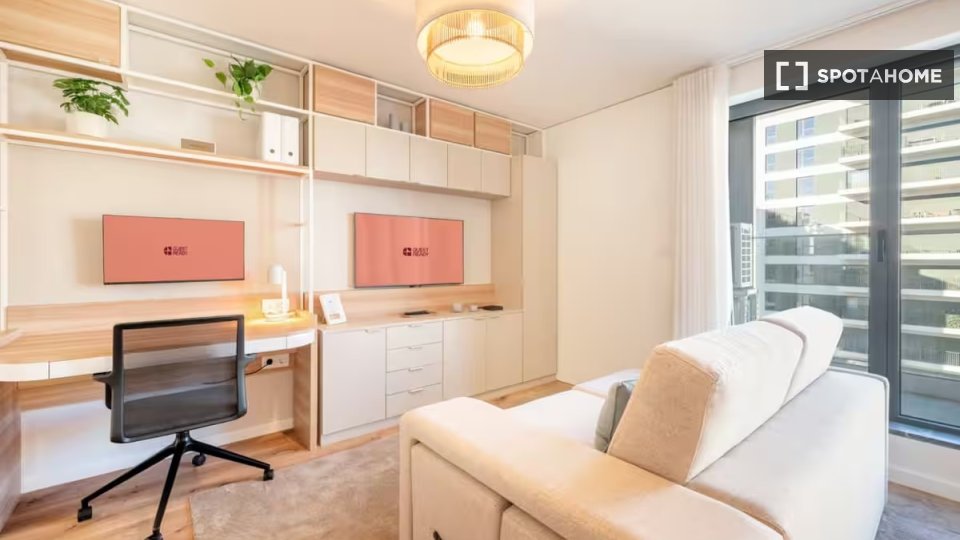Apartment Lisbon, 1 bed — photo 16