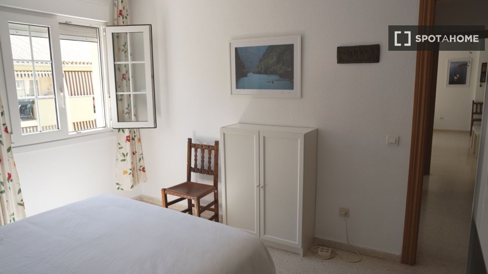 Apartment Malaga, 3 beds, 93m² — photo 9