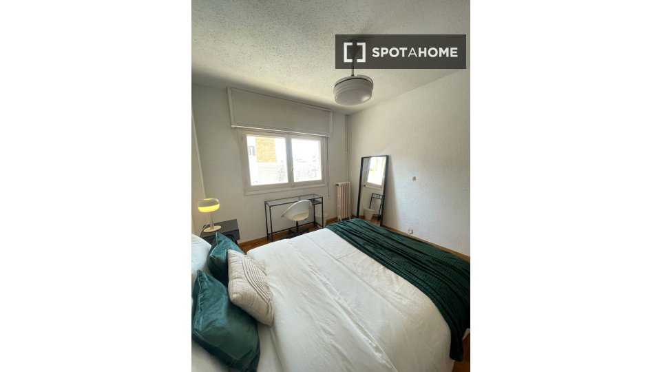 Double room Madrid, 6 beds — photo 7