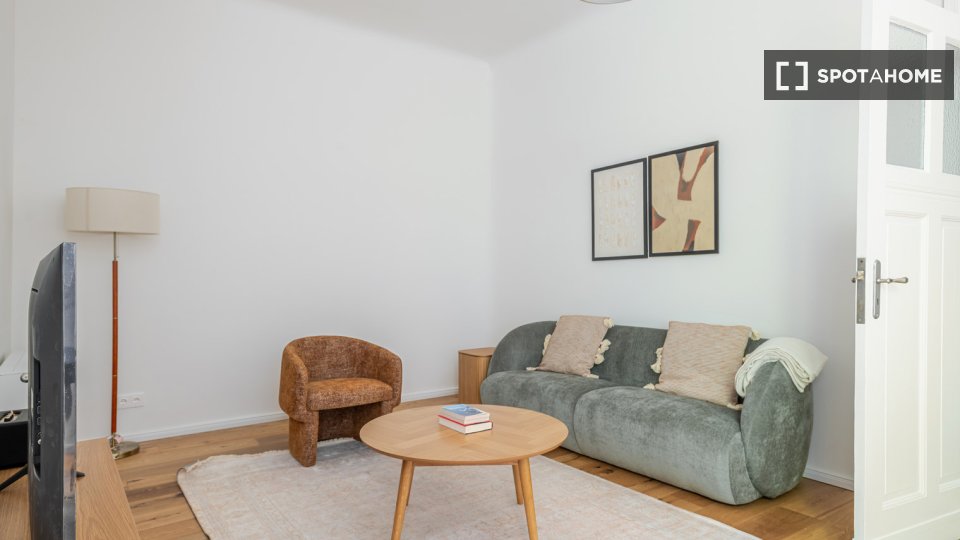 Apartment Berlin, 1 bed, 62m² — photo 14
