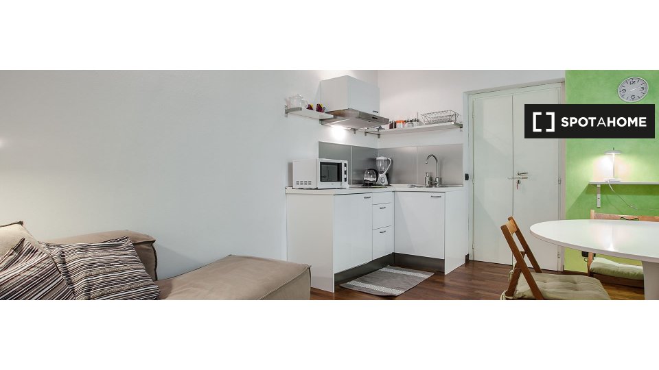 Apartment Milan, 1 bed, 45m² — photo 2