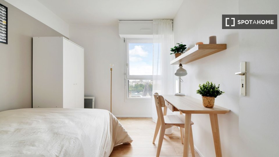 Double room Paris, 4 beds — photo 1