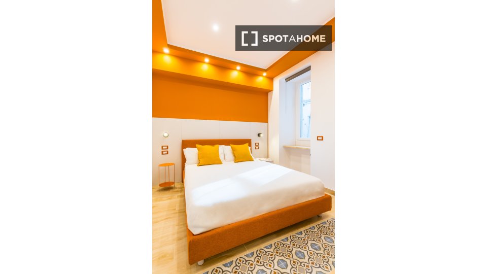 Apartment Naples, 2 beds — photo 18
