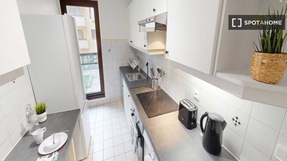 Double room Paris, 5 beds, 100m² — photo 4