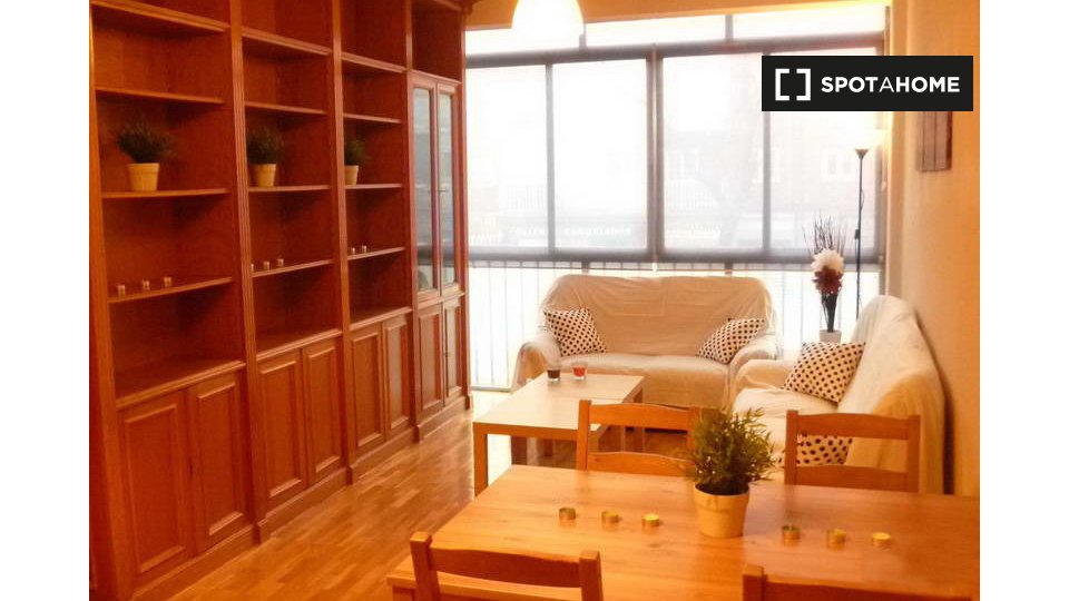 Double room Madrid, 3 beds — photo 4