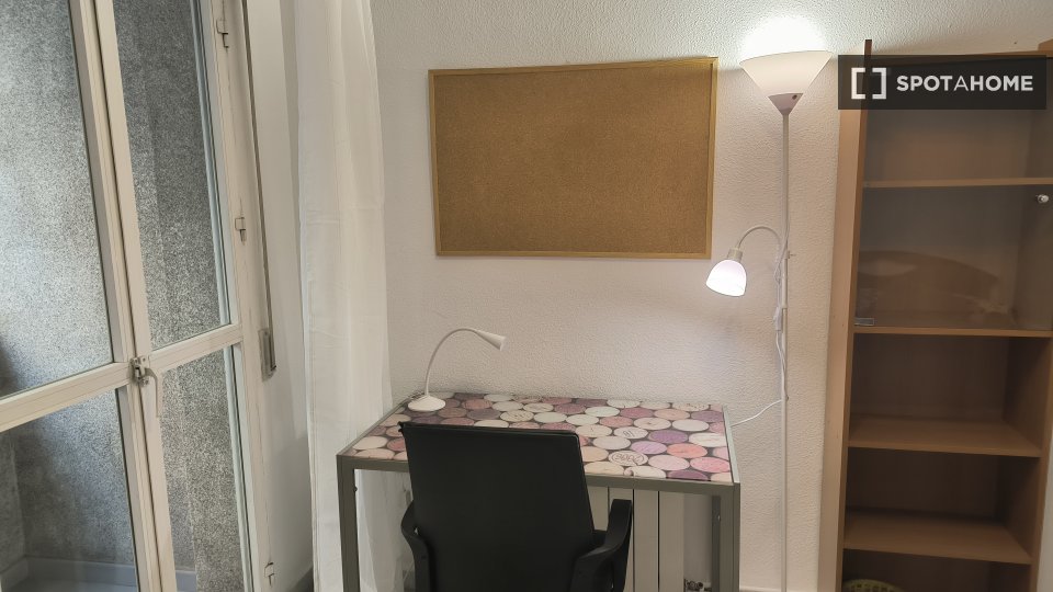 Double room Granada, 3 beds — photo 45