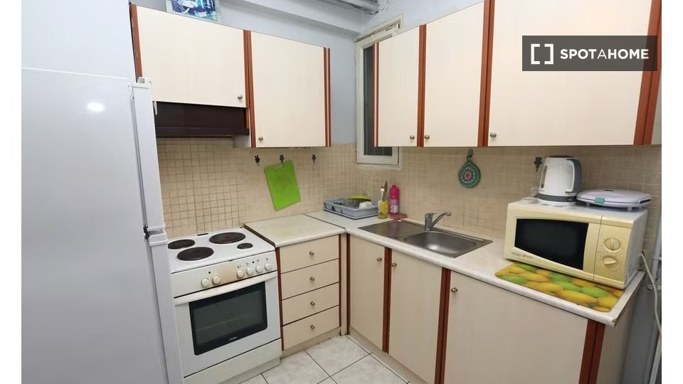 Double room Athens, 4 beds — photo 7
