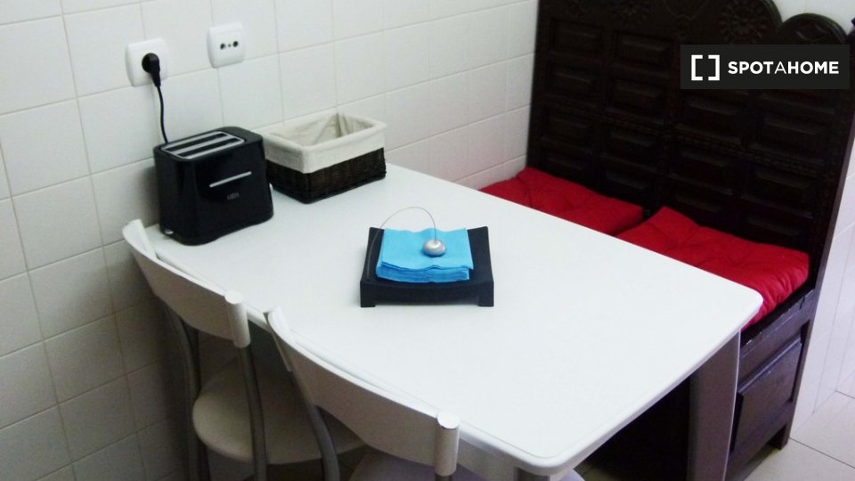 Double room Porto, 3 beds — photo 13