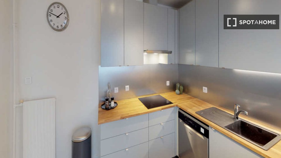 Double room Paris, 5 beds, 140m² — photo 5