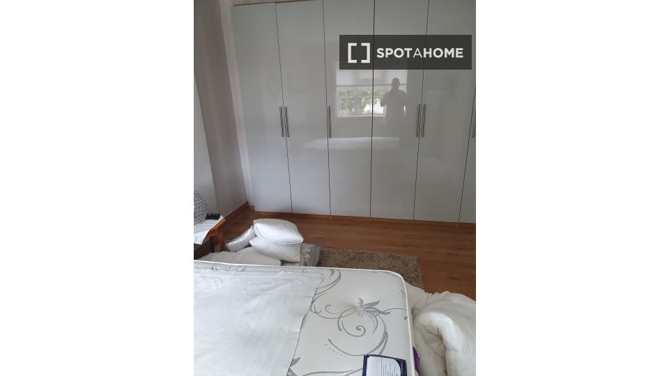 Double room Dublin, 4 beds, 20m² — photo 1