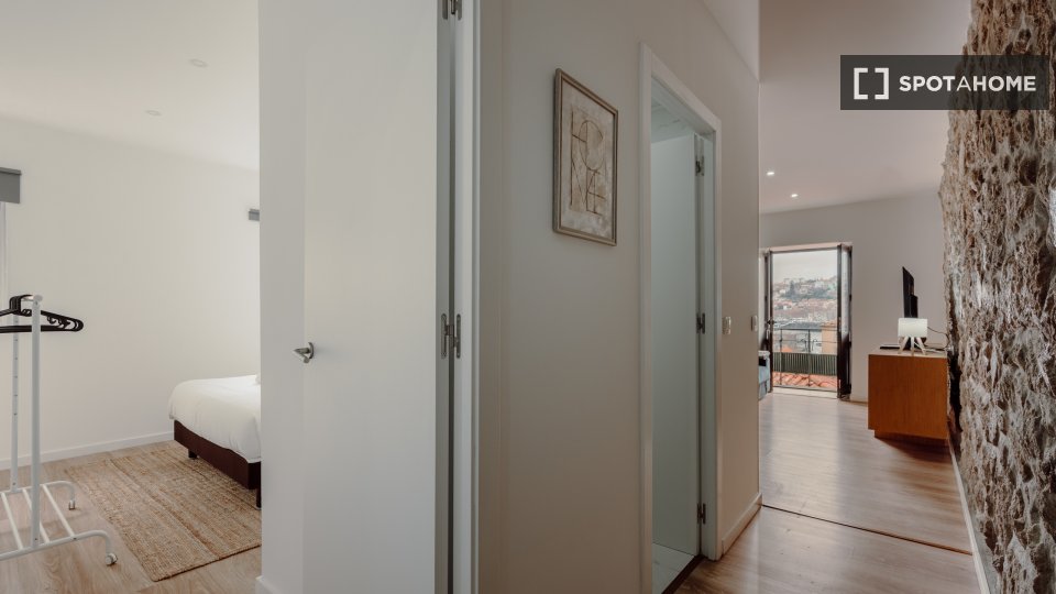 Apartment Porto, 4 beds, 160m² — photo 8