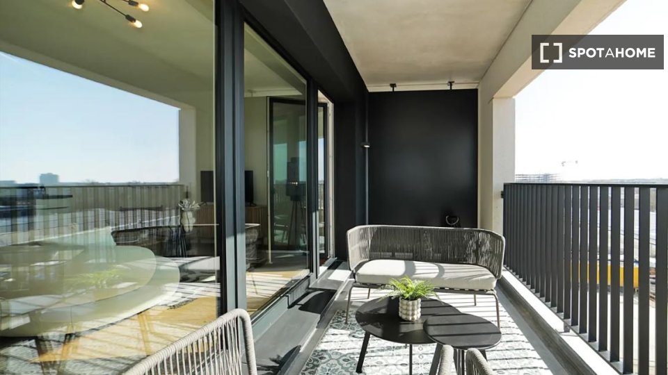 Apartment Munich, 2 beds, 87m² — photo 2