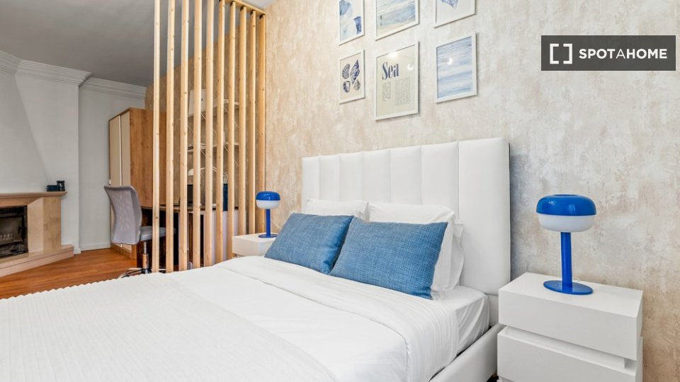 Double room Lisbon, 9 beds — photo 12