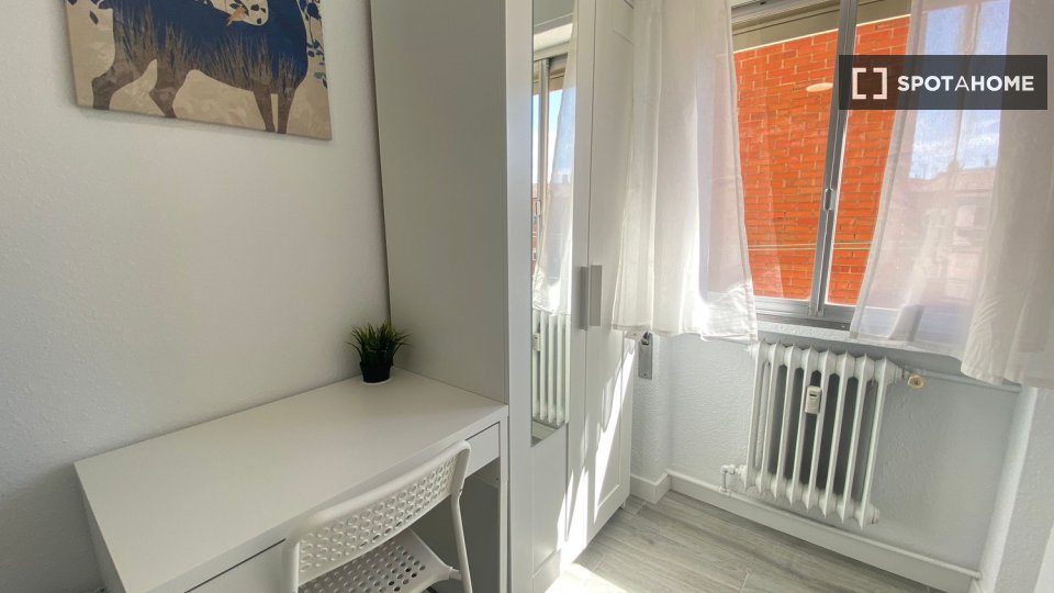 Chambre double Madrid, 7 chambres — photo 9