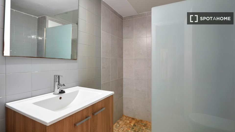 Apartment Barcelona, 3 beds, 82m² — photo 7