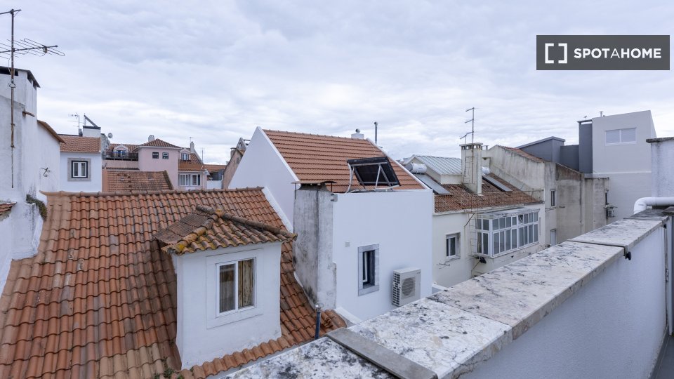 Apartment Lisbon, 1 bed — photo 13
