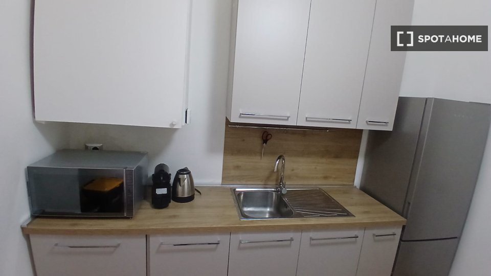 Double room Rome, 2 beds, 98m² — photo 2