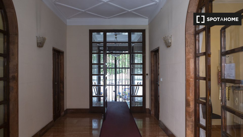 Double room Milan, 8 beds, 170m² — photo 8
