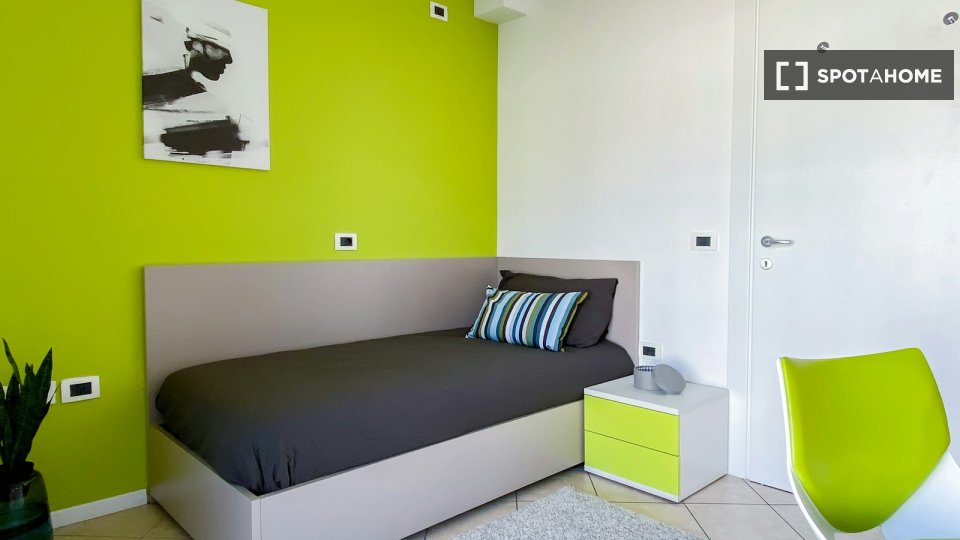 Double room Trento, 3 beds — photo 10
