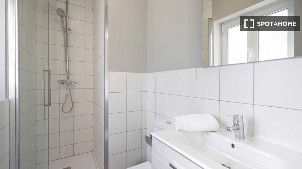 Camera doppia Madrid, 17 camere, 560m² — foto 12