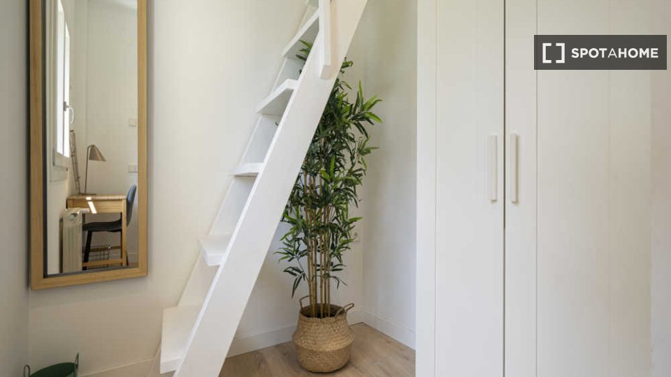 Double room Madrid, 4 beds — photo 81