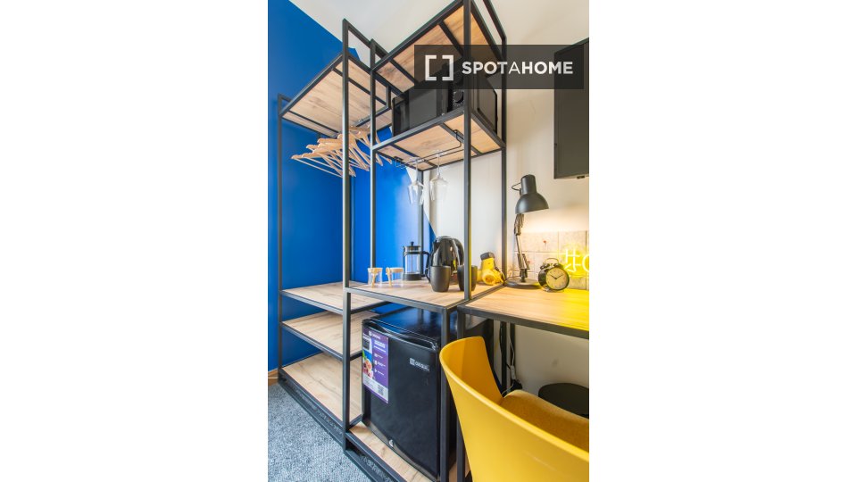 Double room Madrid, 5 beds — photo 28