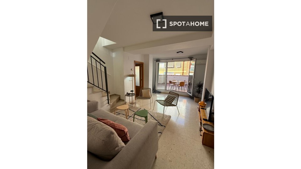 Apartment Valencia, 2 beds, 90m² — photo 19