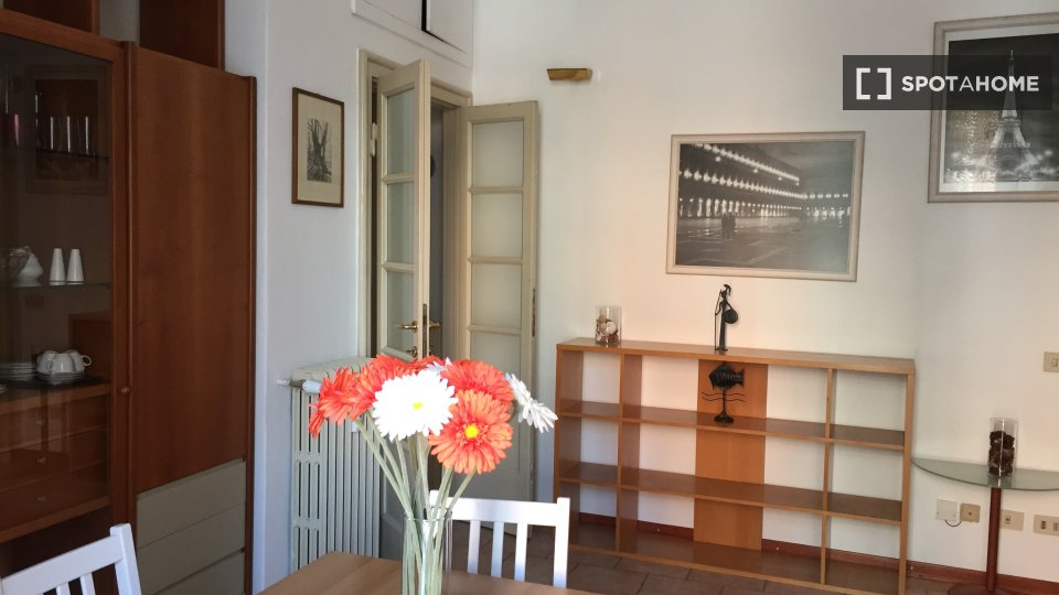 Apartment Milan, 1 bed, 70m² — photo 10