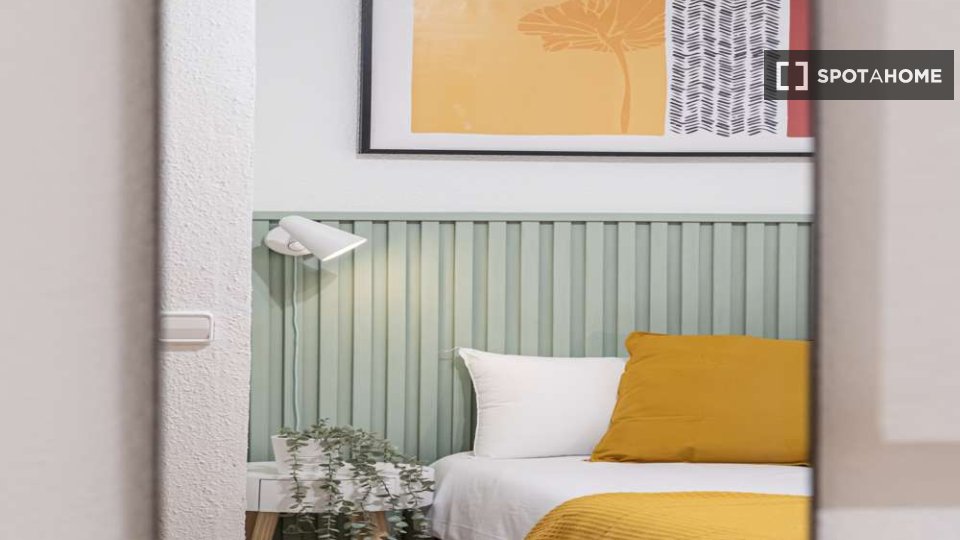 Double room Madrid, 4 beds — photo 5