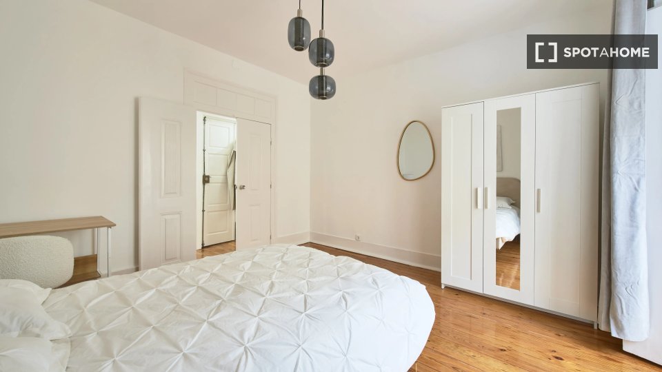 Double room Lisbon, 8 beds — photo 3