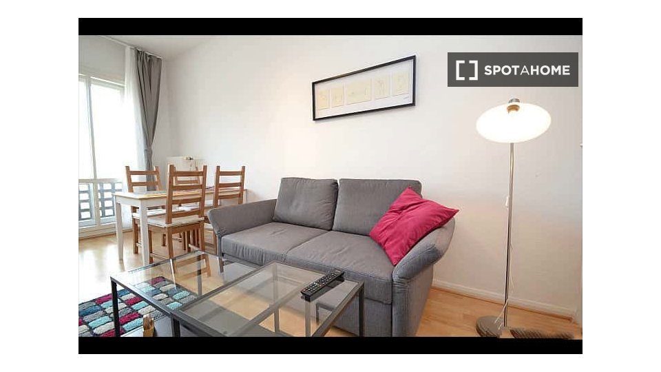 Apartment Berlin, 1 bed, 46m² — photo 2