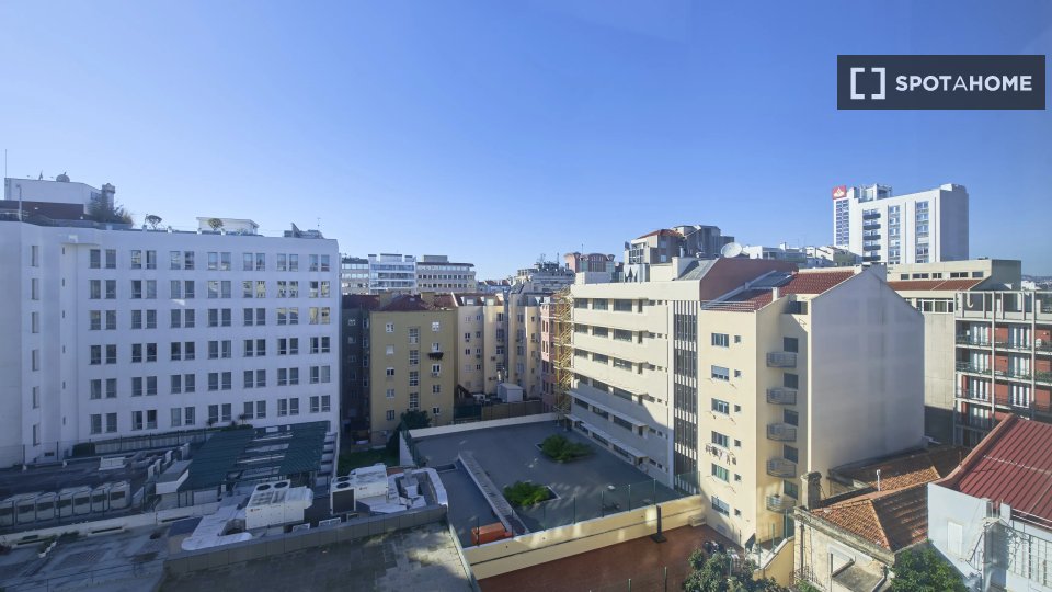 Double room Lisbon, 7 beds — photo 6