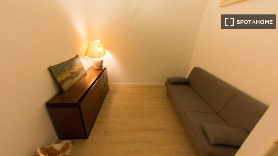 Double room Milan, 2 beds — photo 11